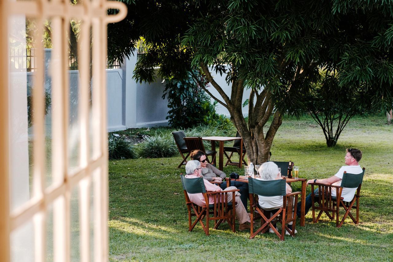 Bed and Breakfast The Guinea Fowl Entebbe Esterno foto
